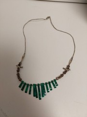 Silvertone Beaded Faux Malachite Gemstone Necklace With Birds Barrel Clasp 21″