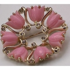 VTG Kramer Signed Brooch Pink Thermoset Tulip Wreath Clear Rhinestones 2.25in