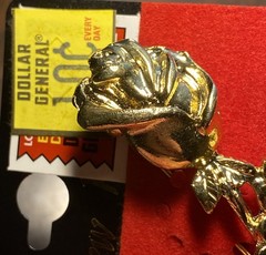 VINTAGE #1 Mom w/ Rose Flower Gold Tone Brooch Pin – Dollar General Gift NEW NOS