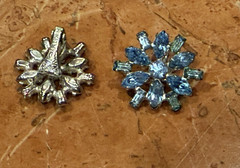 B. DAVID ART DECO VINTAGE CRYSTAL BLUE RHINESTONES FLORAL CLIP ON .75″ EARRINGS
