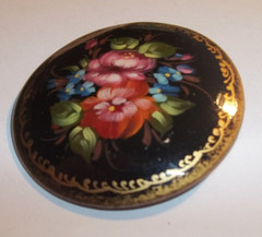 Lovely Hand Painted Round Lacquered Wooden Pin Signed Floral Made in RUSSIA