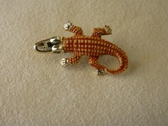 (2) Vtg Gerry’s Brown Enamel Alligator Mama & Baby Pins Gold Toned-Free Shipping