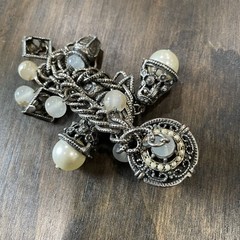 Vintage Chunky Faux Pearl Charm Bracelet 1950’s Etruscan 7.5”