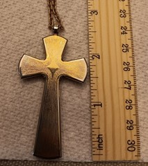 Avon Faux Jade Cross Vintage Gold Tone And Jade Ring Sz 6 ( Not Avon)