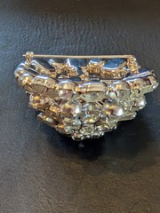 Vintage Large Eisenberg 7 tier Crystal / Glass Brooch