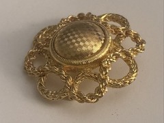 Vtg Monet Gold-tone Rope Knotted Checkered Center Brooch On Original Card