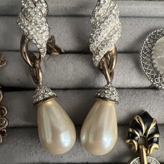 Vintage Earring Lot Signed Giovani Whiting & Davis More 15 pairs Cameo Pearl