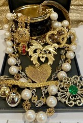 Vintage Estate Costume Jewelry Lot ! TRIFARI , SARAH COV and more!