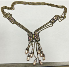 Vintage Signed Sweet Romance USA 32IN rhinestone And Pearl Necklace Leaf Details