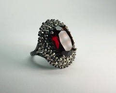 RARE Antique VICTORIAN Natural Large 10 Cts. RED ALMANDINE GARNET Sterling Ring