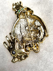 Vtg nos Danecraft gold tone enamel rhinestone Waving Clown Pin