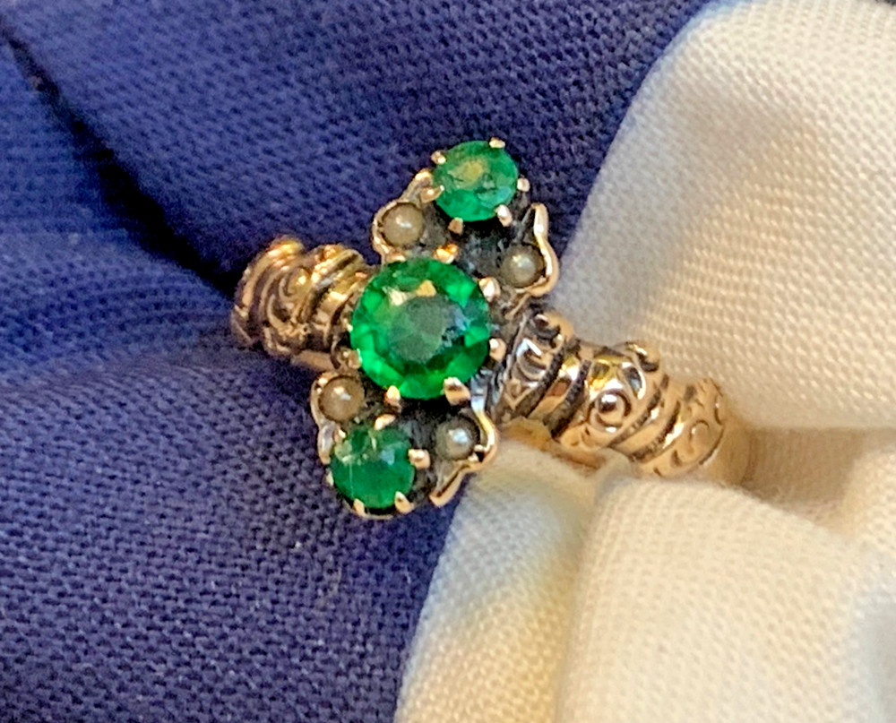 Antique Gold Filled Ring 2.09g Jewelry Size 6.75 Band Green & White Stones *READ