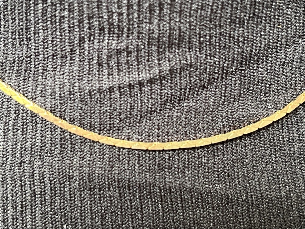 Vintage Gold-toned Necklace Flat Diamond Cut Herringbone Chain Signed 15.5 In