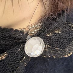 Vintage Brooch Pin Ladies Face With Fur Hat Bow At Neck