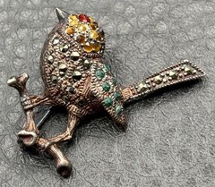 Vintage Sterling Silver 925 Bird Brooch Pin Marcasite Green Red Yellow Crystal