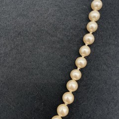 Vintage Unbranded Yellow Faux Pearl Beaded Necklace With Fish Hook Clasp Japan