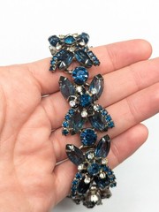 Juliana D&E Five 5 Link Rhinestone Bracelet Blue Navette Flower Accent Ref 6275