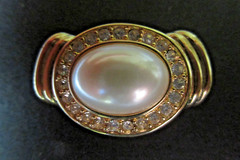 AFJ – Slide – Scarf Ring Gold – Pearl & Rhinestones ~ SIGNED – Excellent