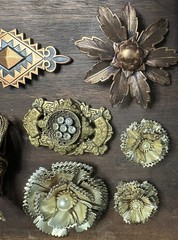 Vtg Mixed Metals Stones 7 Brooches & Pins Lot – Set Of Earrings 9 Piece Lot