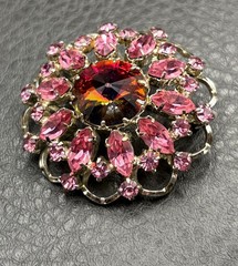 Vintage Rivoli Aurora Borealis Pink Rhinestone Brooch Pin Filigree Silver Tone