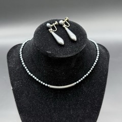 Vintage Gun Metal Gray Bead Bar Pendant Necklace & Dangle Earrings Set Brutalist