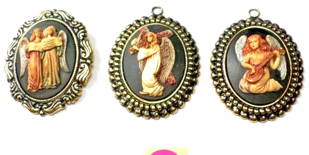 3 Hand Painted Different Resin Angels Scenes Cameos Pretty Pendants 61x46mm