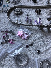 1 Pound + TEAL & SILVERTONED Jewelry Vtg Modern Lot Craft Junk Wearable Resell