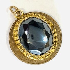 ANTQ Alaska Hematite Pendant 10K Solid Yellow Gold Black GOLD RUSH 3.08gr 21mm