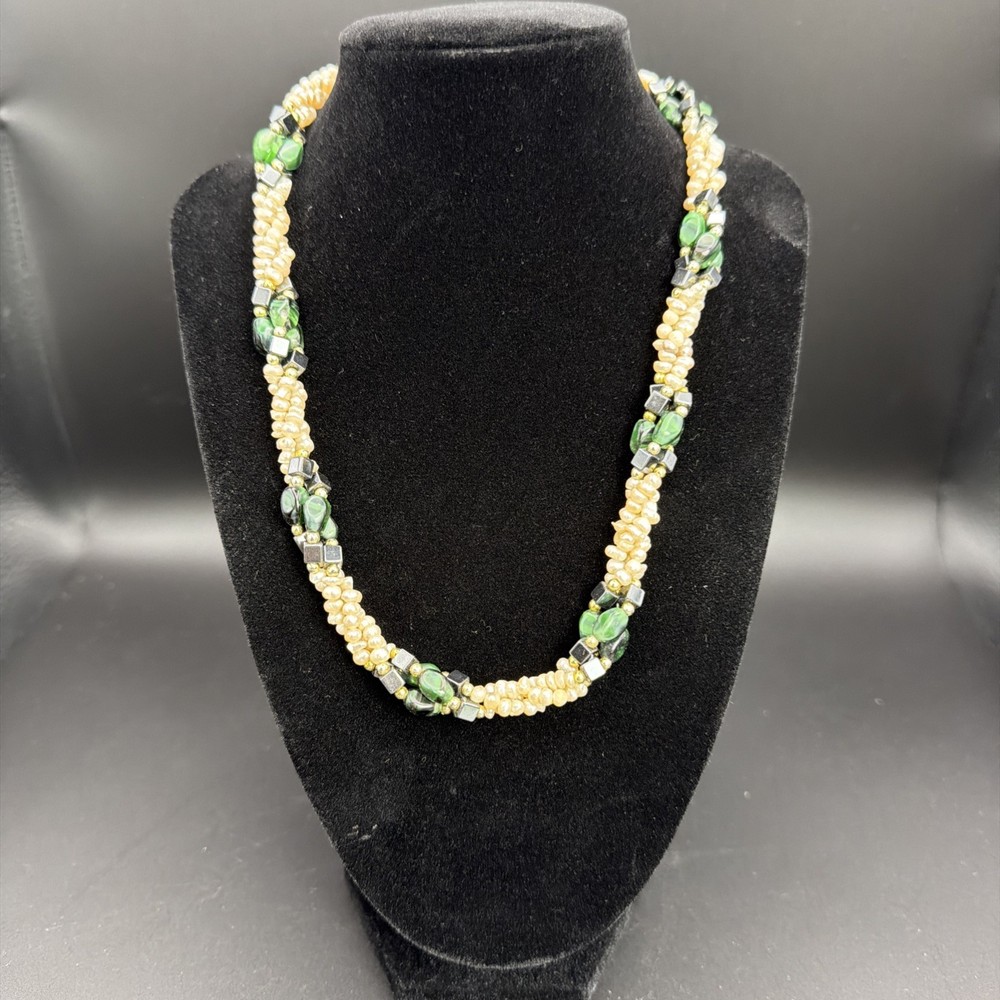 Elegant Vintage-Style Twisted Pearl – Gemstone Statement Necklace 19 Inches