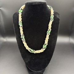 Elegant Vintage-Style Twisted Pearl – Gemstone Statement Necklace 19 Inches