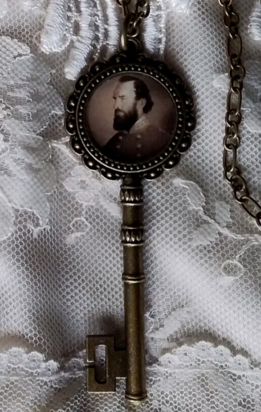 General Stonewall Jackson Cameo Pendant, Historical Image, Rare CSA Collectable!