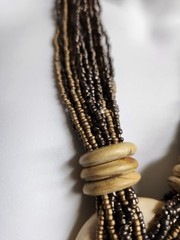 VTG 80’s Multi-Strand Bronze Gunmetal Silver Beaded Horn Ring Pendant Necklace