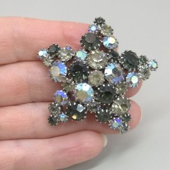 Large Dome Unsigned Star Prong Set Glass Rhinestone Brooch Silver Grey Tone 2″