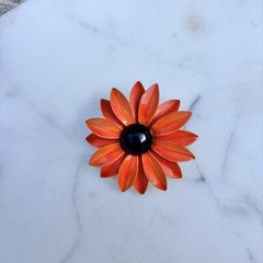 Vintage 1960s Mod Flower Power Enamel Daisy Brooch Statement Piece Summer