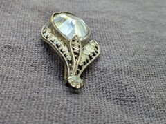 Antique Clear Glass Prong Set Rhinestone Abstract Flower Brooch Pin AS IS D86
