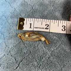 Vintage Leaf Brooch Gold Tone With 2 Faux Pearls, Nature Cottage Garden