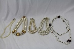 Lot Of 21 Costume Jewelry Necklaces