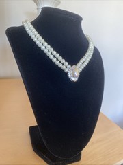 Vintage Pearl Necklace Crystal Halo Pendant Estate Jewelry Pre-Owned Glamourous