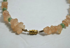 Vintage Jade Pink and Green Bead 15″Necklace Hand Strung Gold Tone Twist Closure