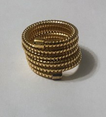 Vintage Unsigned Gold Tone Tubogas Coiled Ring, Flexible Ribbed Size 9.5-10