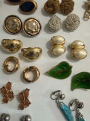 Lot of 35 Vintage Clip Earrings Resin Enamel Beaded Plastic Ceramic Shell Metal