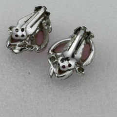 Vintage 1950s Pink Thermoset Lucite Leaf Clip-On Earrings Silver Tone Retro MCM