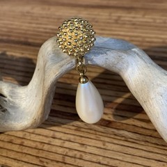 Vintage Monet 2 Inch Long Pearl Drop Dangle Earrings Pierced