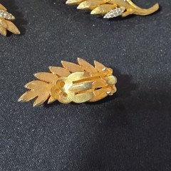 Leaf Brooch Pin & Clip-On Earrings Jewelry Set, Gold Tone Marquise Rhinestones
