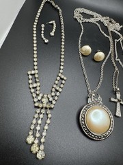 Vintage Costume Jewelry Lot 9 Pc Rhinestone Necklace Pendant Bracelet Earrings