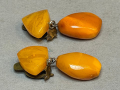 Vintage Soviet Baltic Egg Yolk Butterscotch Amber Dangle Clip On Earrings 6.9g