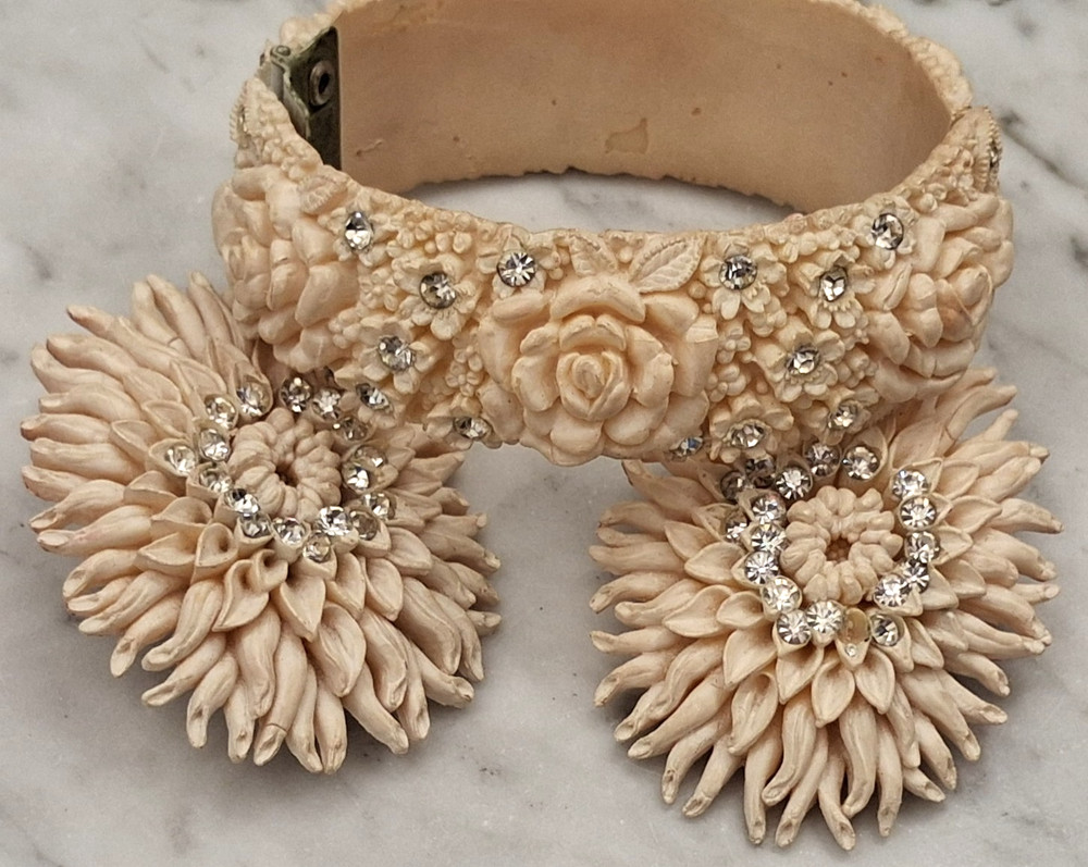 Vintage Cream Plastic Flower Rhinestone Earrings & Hinged Bangle Featherweight