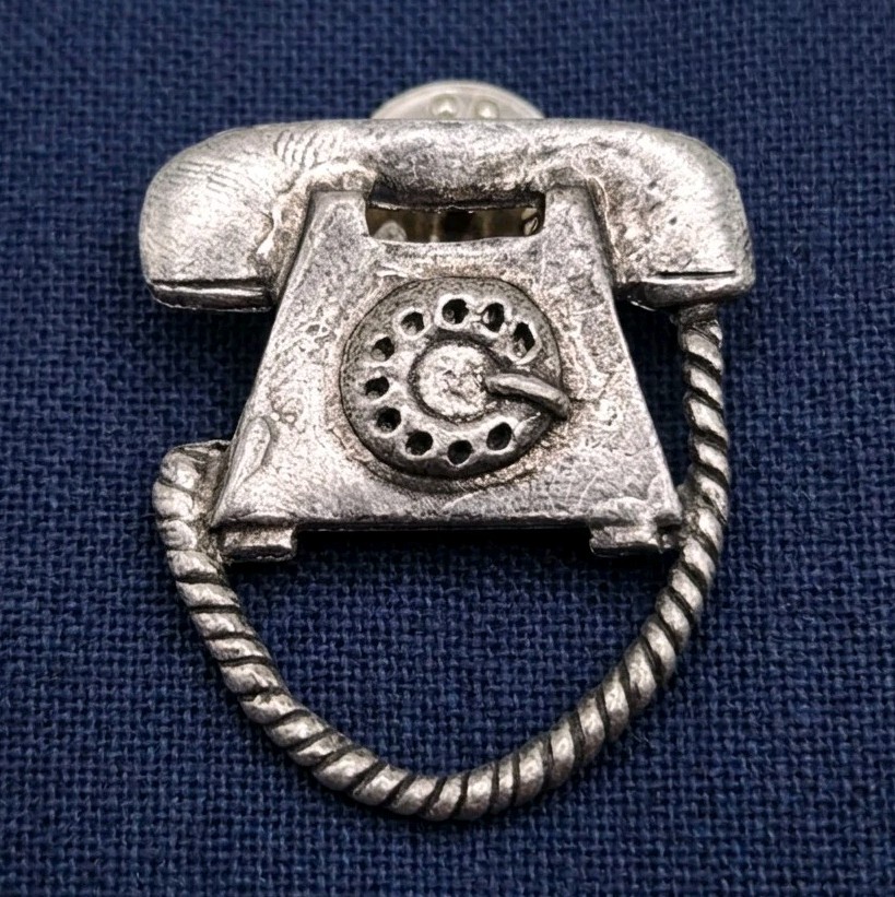 Vintage Rotary Telephone Brooch Eye Glasses Holder Pin Phone Pewter Silver Tone