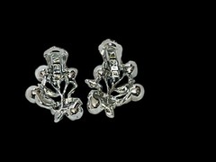 VTG AURORA BOREALIS EARRINGS FLORAL TWIST CLIP-ON SILVER TONE PRISTINE ESTATE