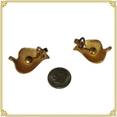 Mid Century Gold Tone Textured Leaf Vintage Clip on Earrings by Puccini Original